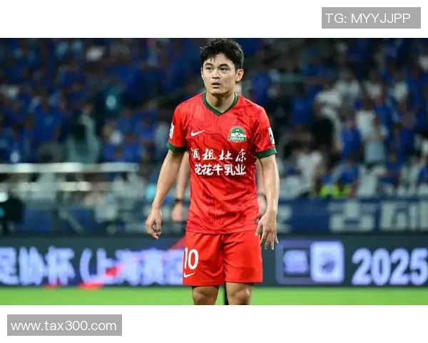 中国足球百大球星榜单揭晓 球迷热议历史与未来的足坛传奇 中国足球百大球星榜单揭晓 球迷热议历史与未来的足坛传奇