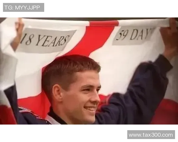 女友众多的足球明星们:从场上风采到感情世界的复杂与多元 女友众多的足球明星们:从场上风采到感情世界的复杂与多元